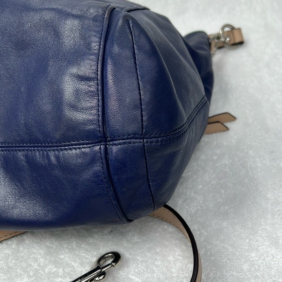 Coach 2013 Navy and Teal  Bag - Picture 5 of 9